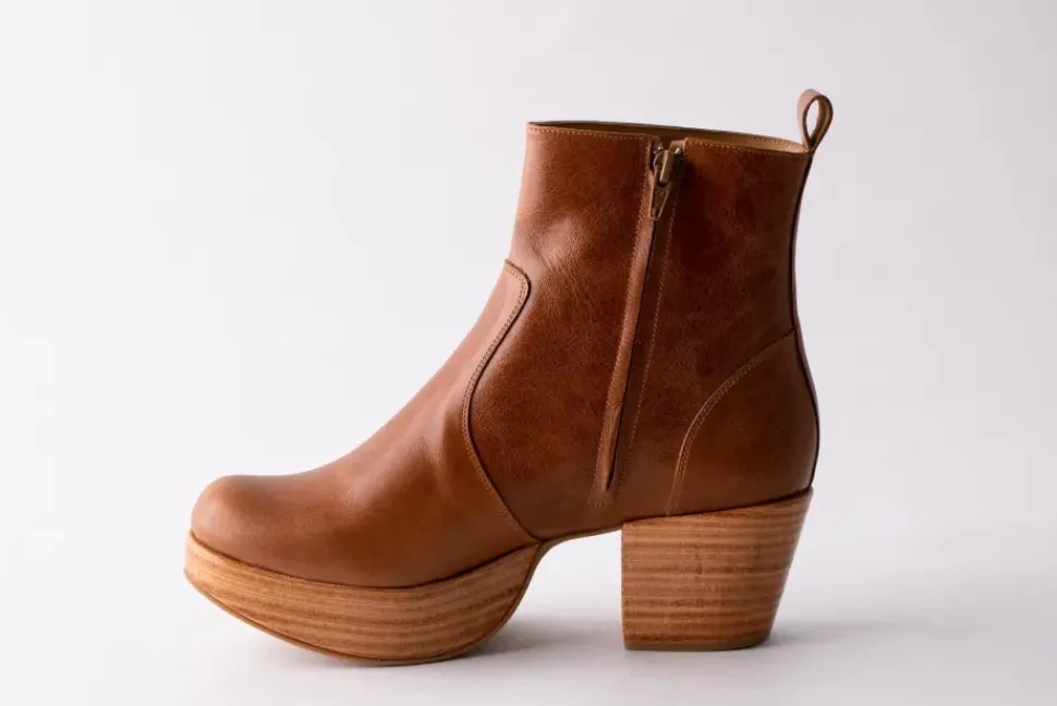 Fortress Charli Boot in Whiskey Brown
