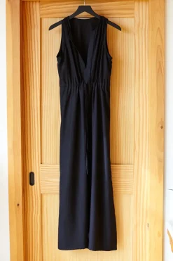 Grecian Keyhole Dress in Black