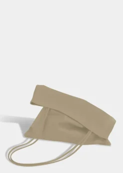 Modern Weaving Slim Lamb Sak in Taupe