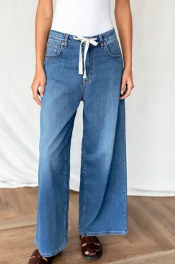 Super Wide Leg - Medium Light Wash
