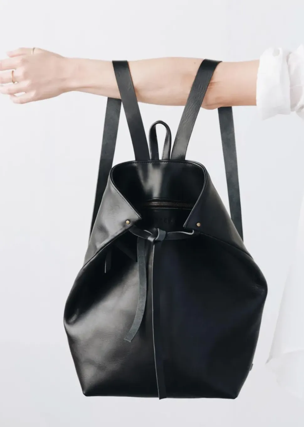 The Folded Leather Backpack Black